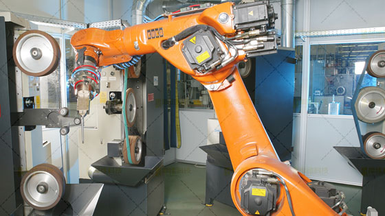 打磨<a href='http://m.hrblongdahotel.com' target='_blank'><u>機(jī)器人工作站</u></a>2