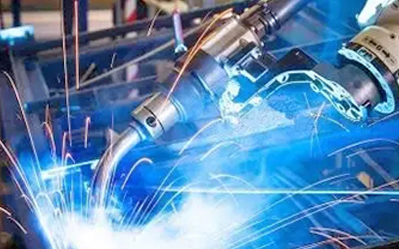 自動(dòng)弧焊機(jī)器人好在哪?總結(jié)了這5點(diǎn)